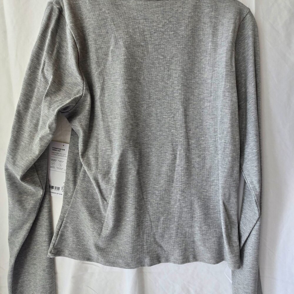 Signature Rib Crew Top - Picture 8 of 10